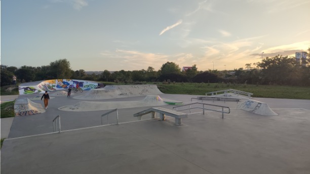 image of Achères skatepark, spot of Glisse Urb